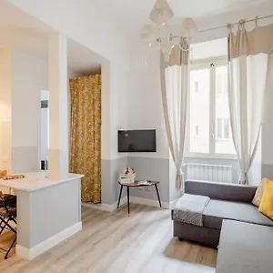 https://a-casa-di-clara.it-romehotels.com